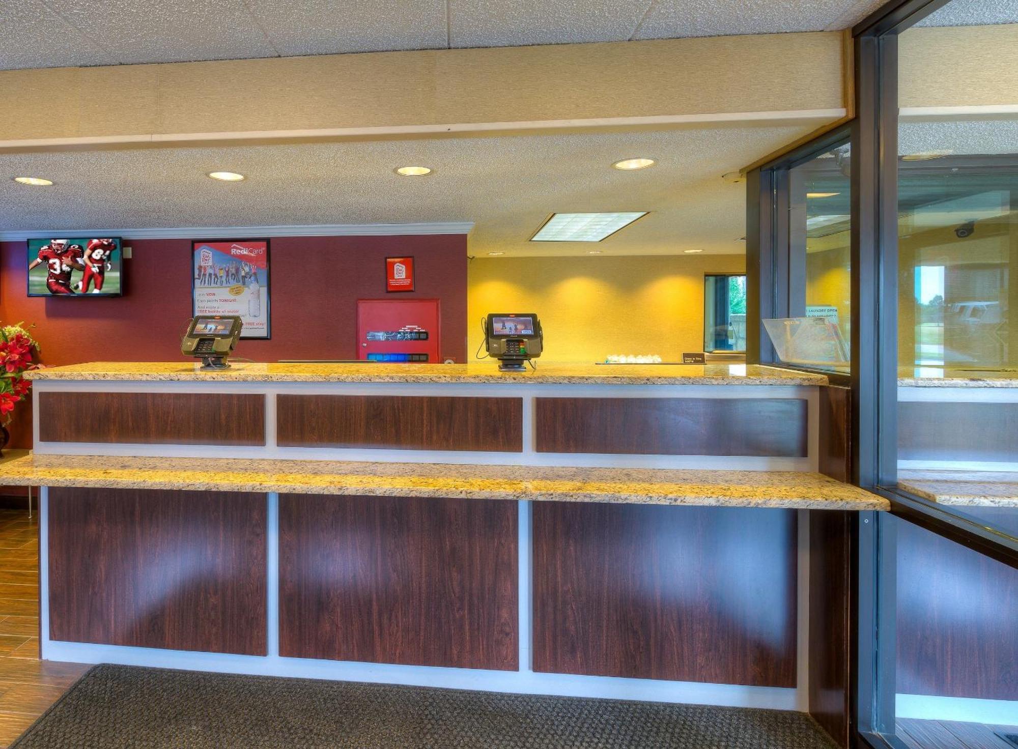 Red Roof Inn Memphis East Ngoại thất bức ảnh